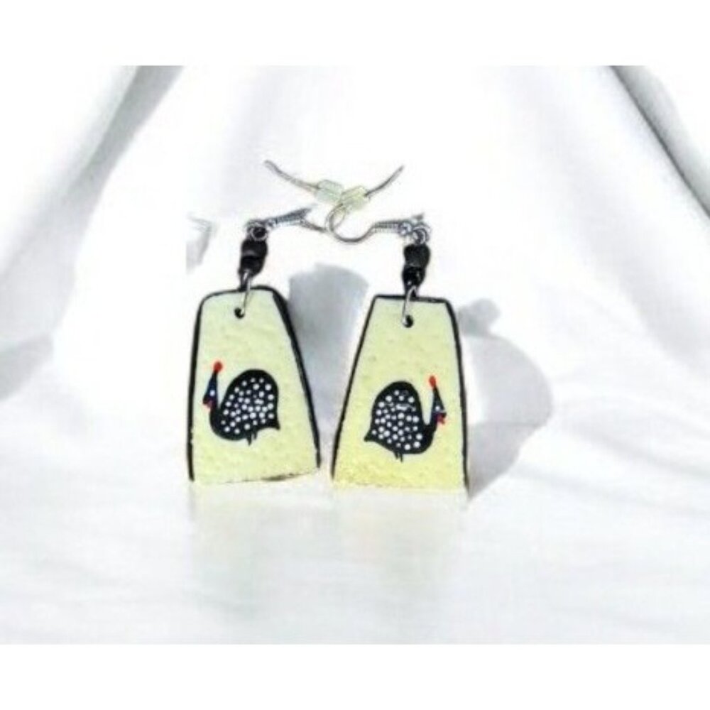 Handcrafted Shell Guinea Fowl Earrings With Unique Design & Silver Hooks - Picture 3 of 7